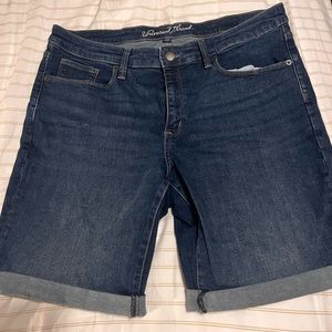 Universal Thread Jean Shorts